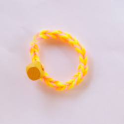 PULSERA GOMITAS "DADO"